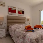 Clariana Villa