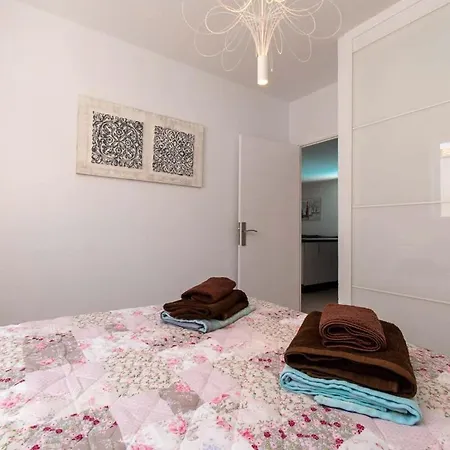 Clariana Villa