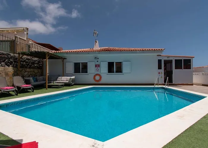 Clariana Villa Callao Salvaje